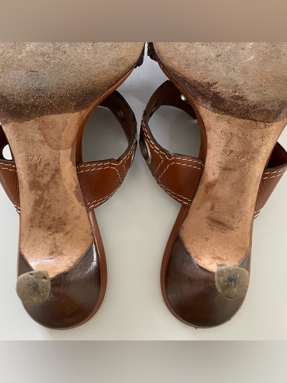 Celine Tan Leather Kitten Heel Sandals with Silver Circle Grommets Size 37.5 - Picture 5 of 7